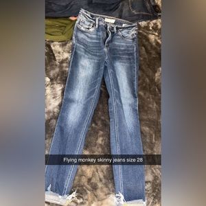 Flying monkey skinny jeans sz 28